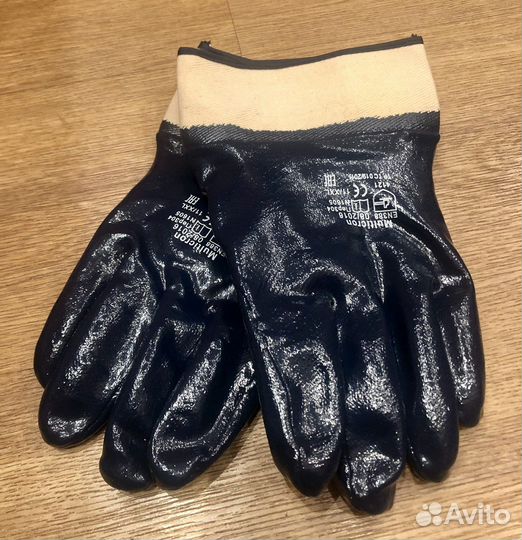 Перчатки,Подшлемник, каска