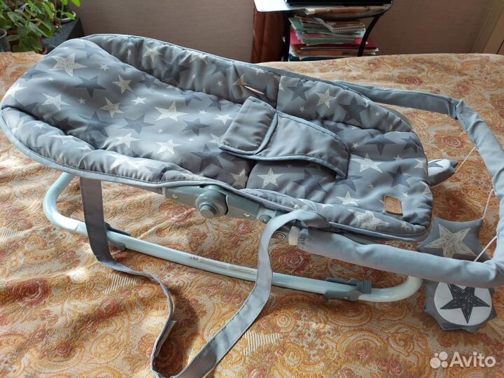 Шезлонг для новорожденных
