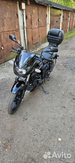 Bajaj pulsar 180