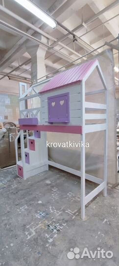 Кровать чердак домик