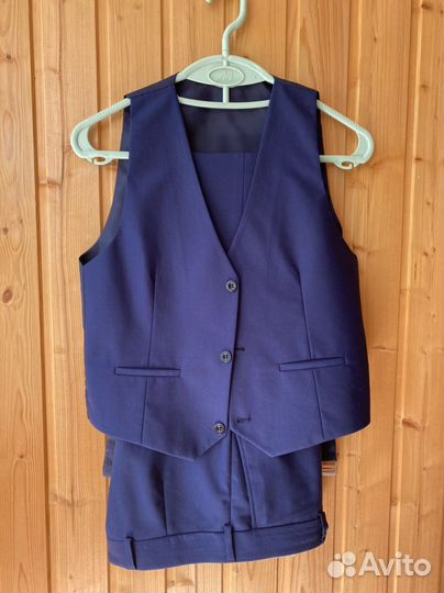 Косюм подростковый школьный Giorgio Armani 44 р