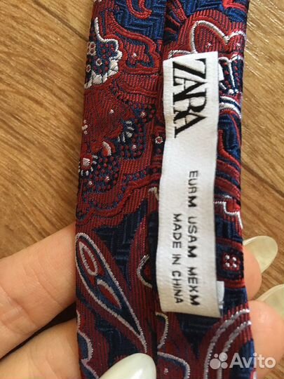 Продам галстук Zara