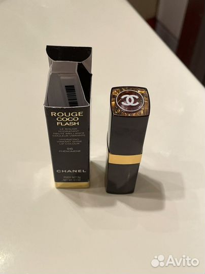 Помада chanel rouge coco flash 96