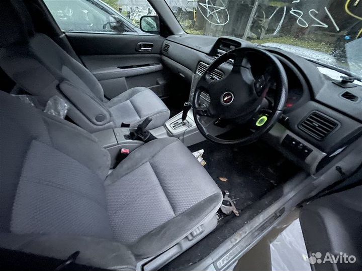 Стоп-сигнал правый Subaru Forester SG5 EJ205 2003