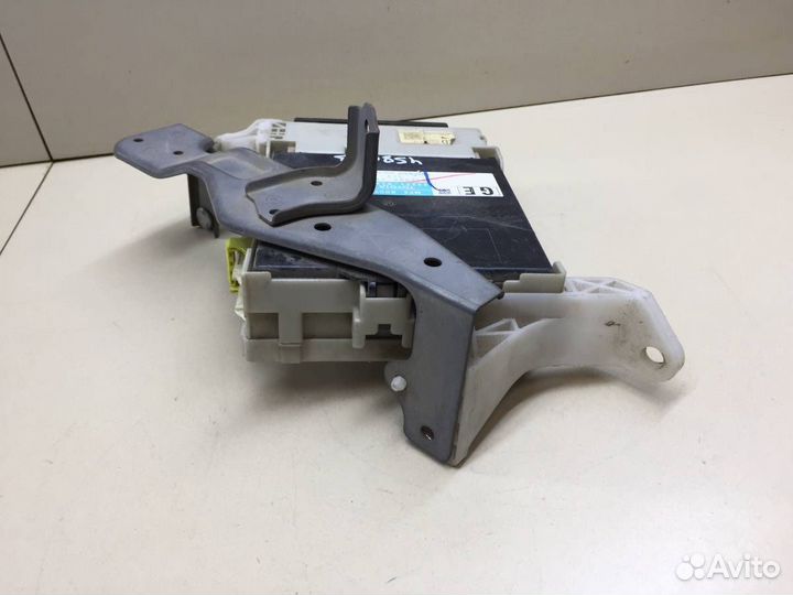 Блок предохранителей Toyota Camry V50 2011-2017