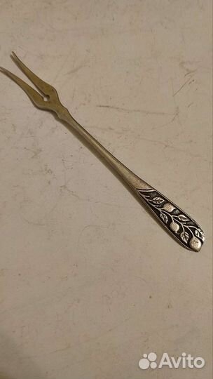 Серебряная вилочка для лимона.сссср