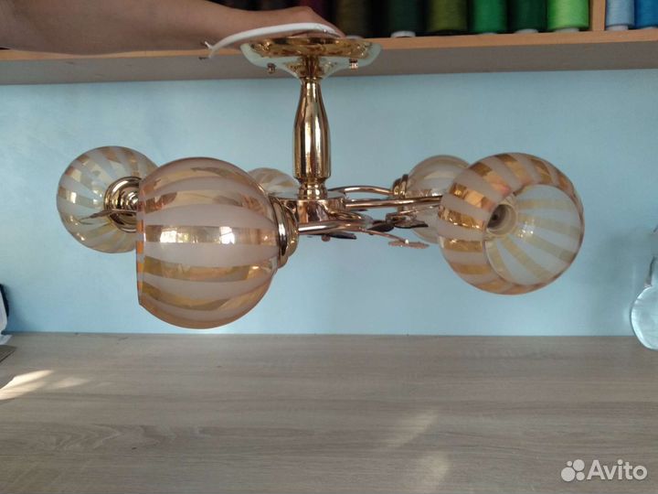 Люстра потолочная подвесная