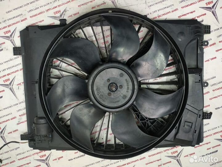 Вентилятор w212 w204 Mercedes