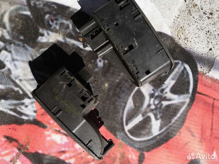 Блок стеклоподъёмников Opel corsa