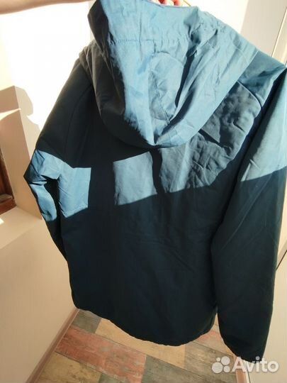 Костюм для зимнего спорта