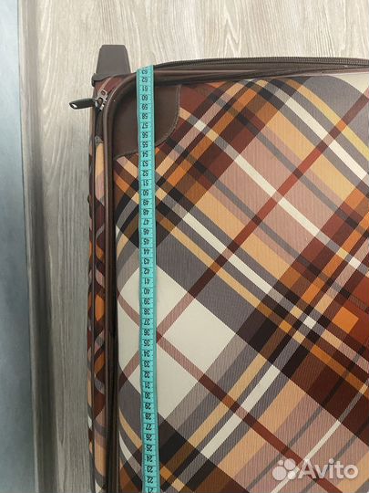 Чемодан размера L