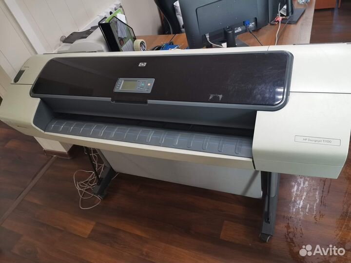 Широкоформатный плоттер hp designjet T1100