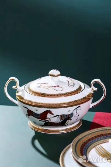 Набор столовой посуды Hermes