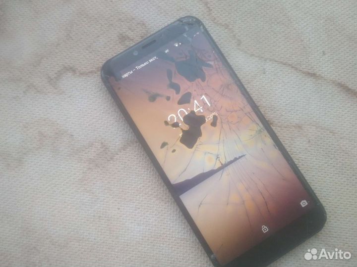 Alcatel 3гб/32гб. Битый экран