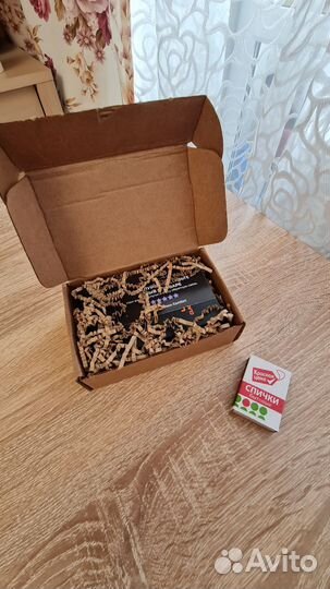 Электронная зажигалка в подарочной упаковке новая