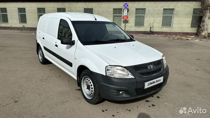 LADA Largus 1.6 МТ, 2018, 268 400 км