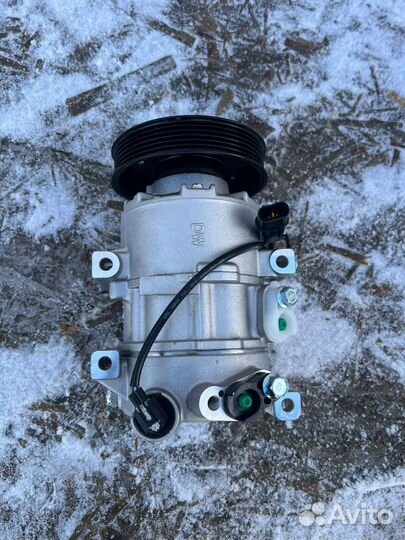 Компрессор кондиционера Хендай Солярис и Киа Рио