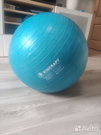 Гимнастический мяч (фитбол)