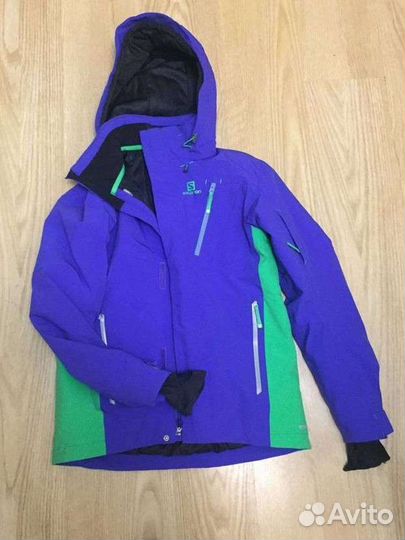 Горнолыжная куртка женская
