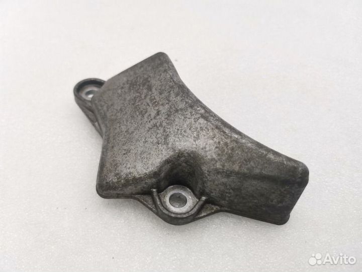 Кронштейн АКПП правый Audi A6 C7 2.0 TDI 2018