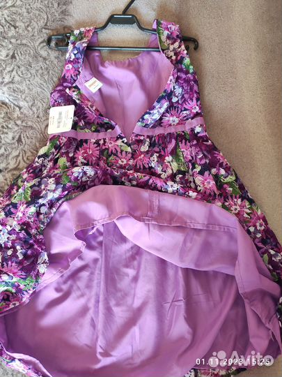 Продам платья на девочку