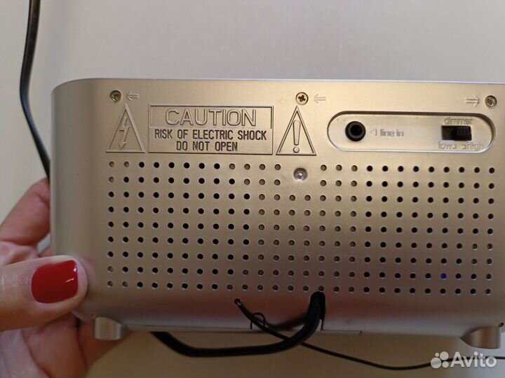 Радио часы vitek