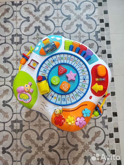 Развивающий стол Игрушка для малышей