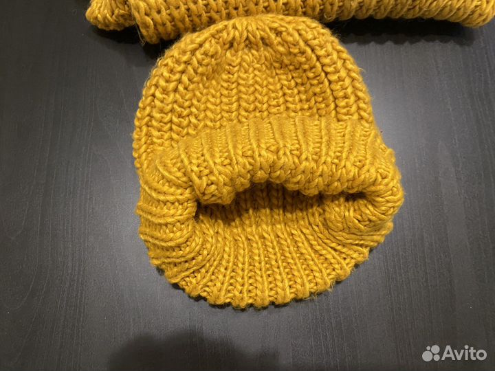 Шапка и шарф zara