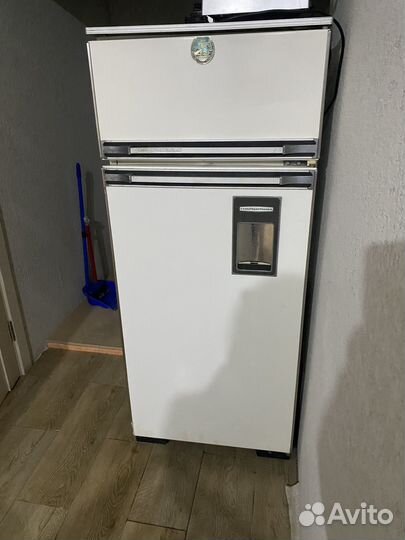 Холодильник бу
