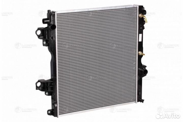 Радиатор охлаждения Тойота Ленд Крузер Прадо 150 0