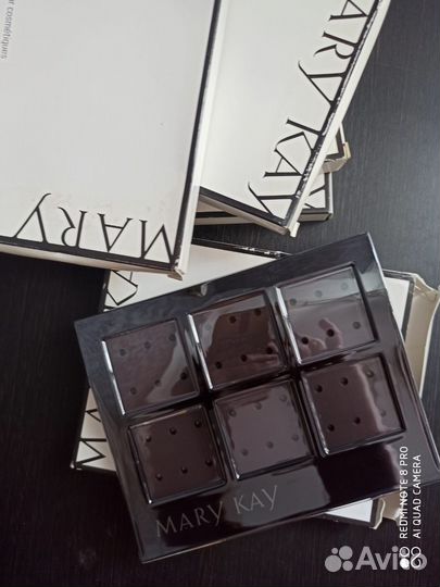 Магнитные подставки-палетки Мэри Кей для рефилов