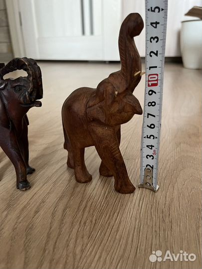 Статуэтка слон дерево