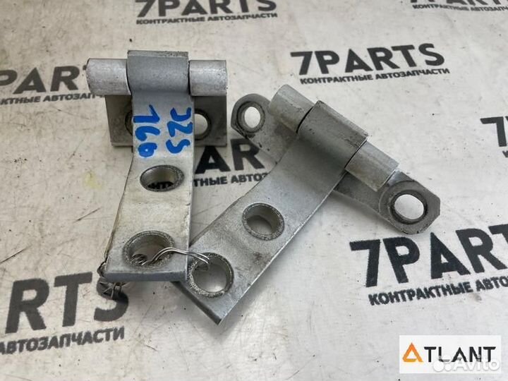 Петли на дверь передний левый toyota aristo