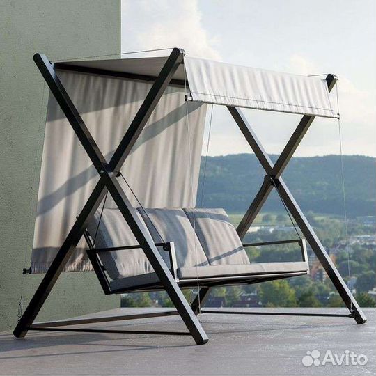 Качели, скамейки из металла