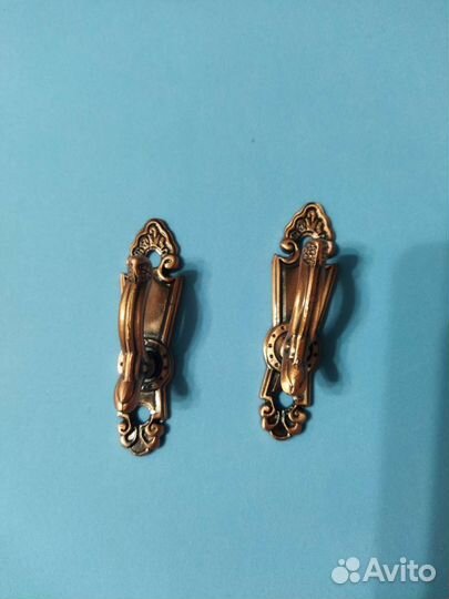 Крючки для подхватов штор