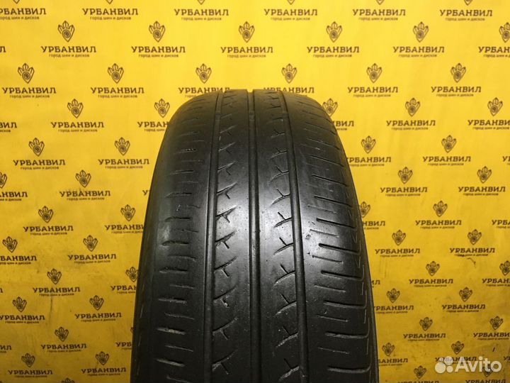 Yokohama BluEarth AE01 175/65 R14 82T