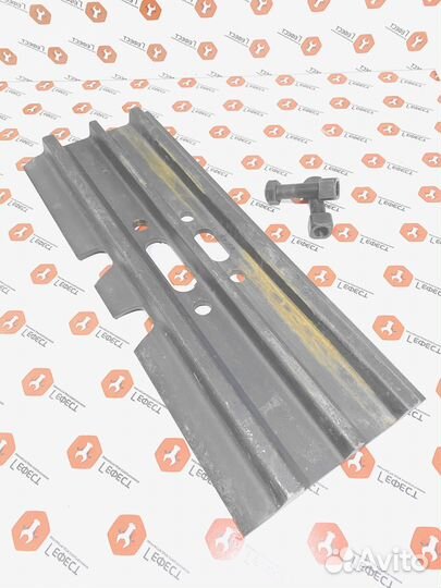 Башмак экскаватора Hyundai 81NB-25530BG