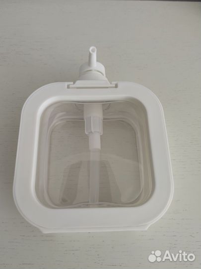 Дозатор (диспенсер) для жидкого мыла (500 мл)