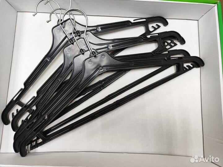 Вешалки плечики