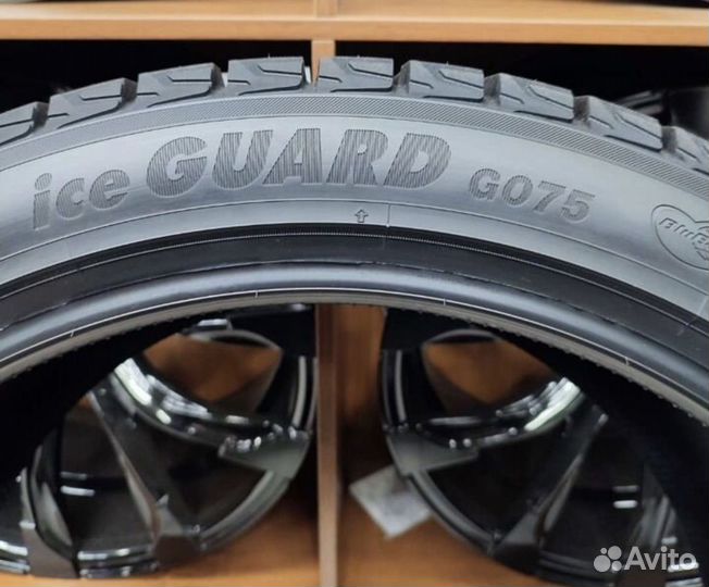 Yokohama Ice Guard SUV G075 285/40 R21 и 315/35 R21