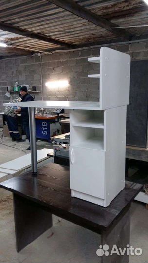 Маникюрный стол складной