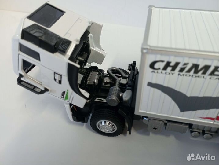 Фура. Модель металлическая