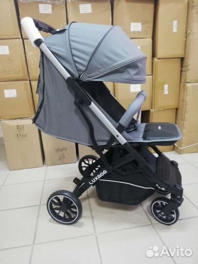 Новая прогулочная коляска Luxmom V3(серый цвет)