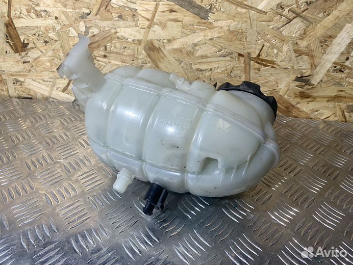 Бачок ож BMW F20 F30 F32 F34 F36