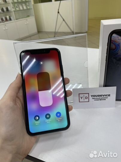 iPhone Xr, 64 ГБ