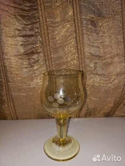 Стекло ссср, жёлтое, канареечное