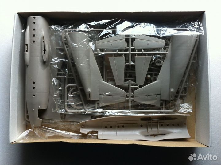 Сборная модель самолёта Ан-12бк-ппс