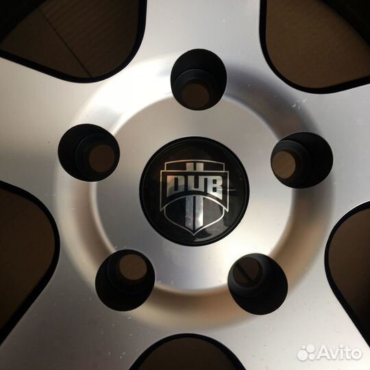 Диски на Toyota Land Cruiser 200 R22