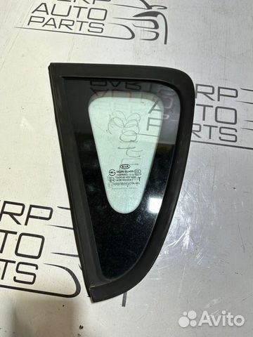 Форточка левая Kia Soul AM G4FC 2009