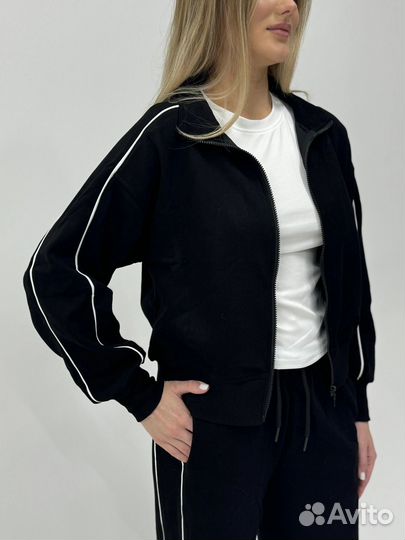 Спортивный костюм новый женский